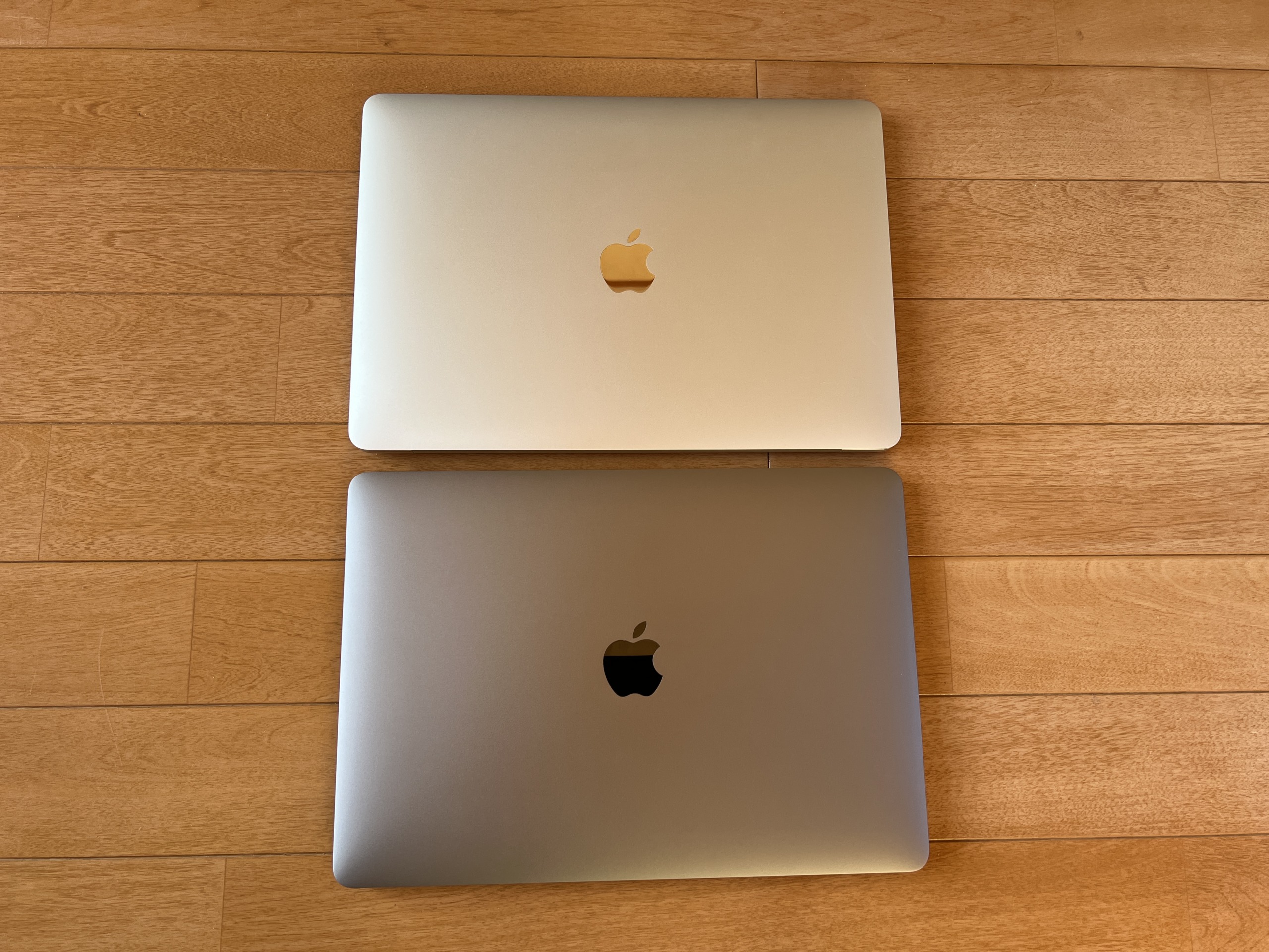 Macの色選び】M1 MacBook Airをスペースグレイにするかシルバーにする 